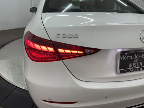Used 2025 Mercedes-Benz C 300 Sedan image 28