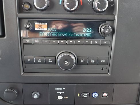 New 2025 Chevrolet Express 2500 w/ Driver Convenience Package image 12