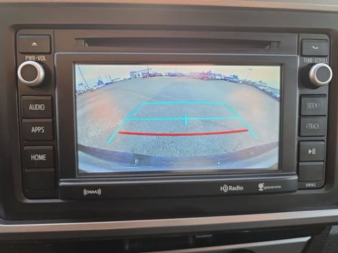 Used 2016 Toyota Tacoma SR5 image 23