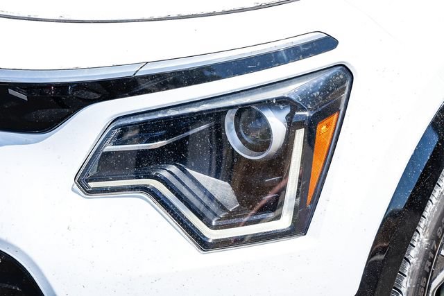 Used 2023 Kia Niro Wind FWD image 8