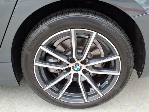 Used 2021 BMW 330i Sedan w/ Convenience Package RWD image 24