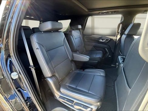 Used 2022 Chevrolet Tahoe LT w/ LT Signature Plus Package image 27