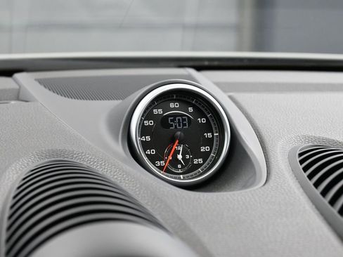Certified 2025 Porsche 718 Boxster RWD image 20