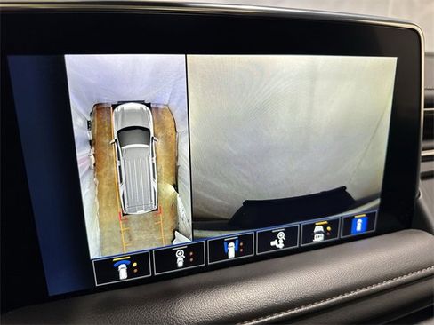 Certified 2023 Chevrolet Suburban High Country image 23