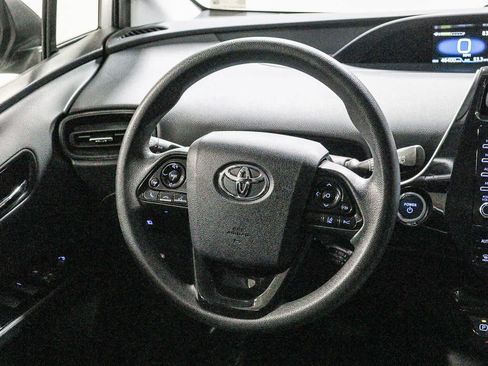 Certified 2022 Toyota Prius LE FWD image 17
