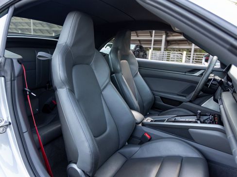 Certified 2021 Porsche 911 Carrera S image 43