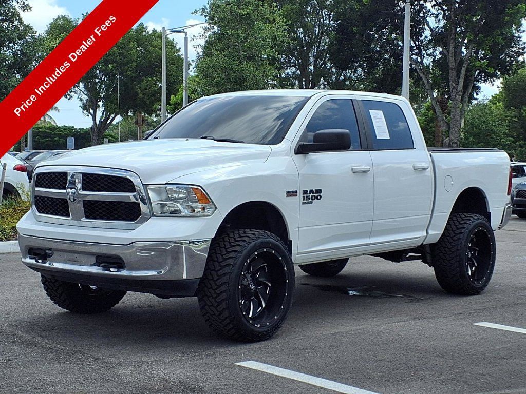 Used 2019 RAM 1500 Classic SLT AWD/4WD image 3