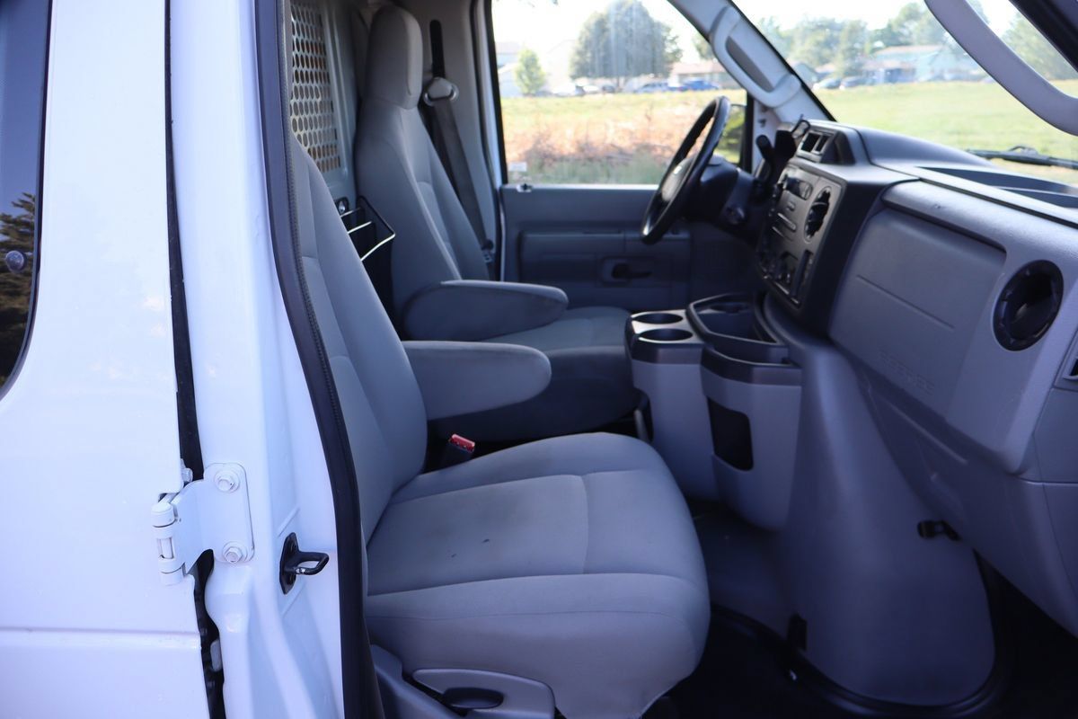 Used 2014 Ford E-250 and Econoline 250 w/ Power Group RWD image 22