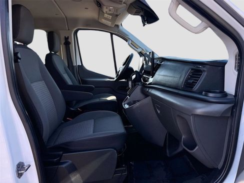 Used 2023 Ford Transit 350 XLT image 28