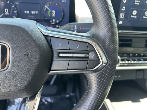 Used 2024 Honda Prologue EX image 20