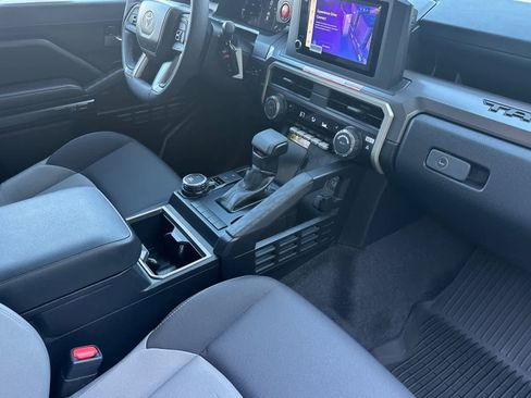 Certified 2025 Toyota Tacoma TRD Sport w/ TRD Sport Upgrade Package image 15