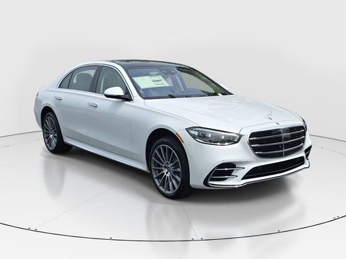 New 2026 Mercedes-Benz S 580 4MATIC Sedan image 3
