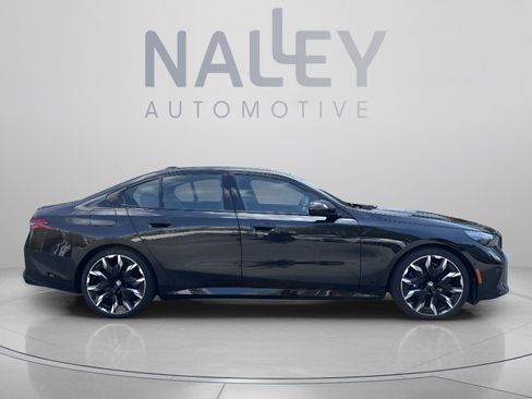 Used 2026 BMW i5 eDrive40 w/ M Sport Package RWD image 4