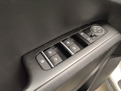 Used 2020 Kia Soul S FWD image 27
