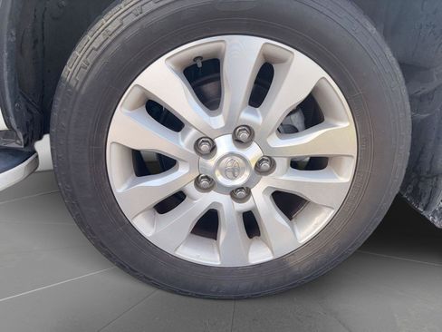 Used 2021 Toyota Sequoia Platinum RWD image 10