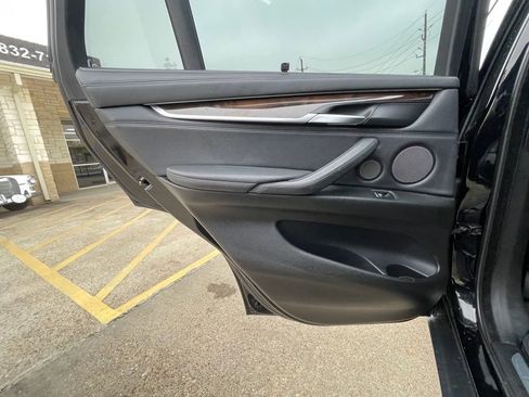 Used 2015 BMW X5 xDrive50i AWD/4WD image 38