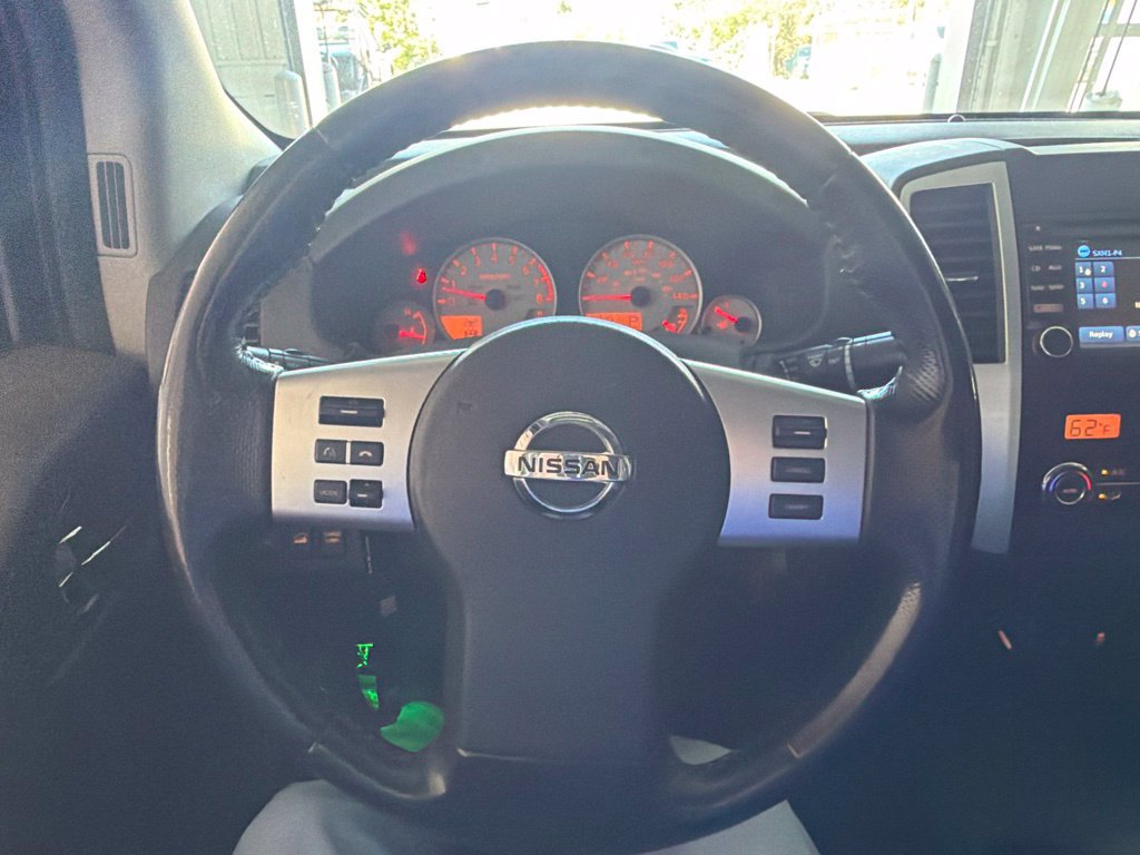 Used 2018 Nissan Frontier PRO-4X AWD/4WD image 6
