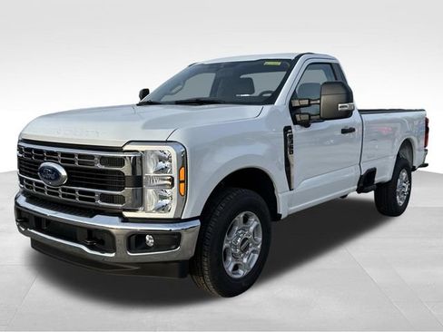 New 2026 Ford F350 XLT w/ 360-Degree Camera Package RWD image 4
