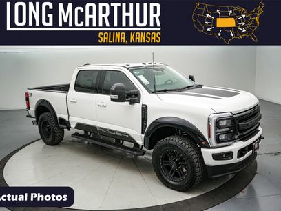 New 2026 Ford F250 Lariat w/ Black Appearance Package