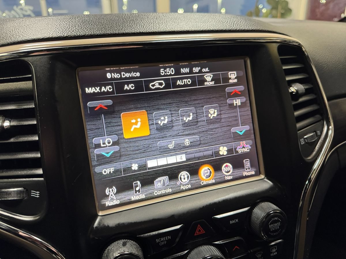 Used 2015 Jeep Grand Cherokee Limited AWD/4WD image 28