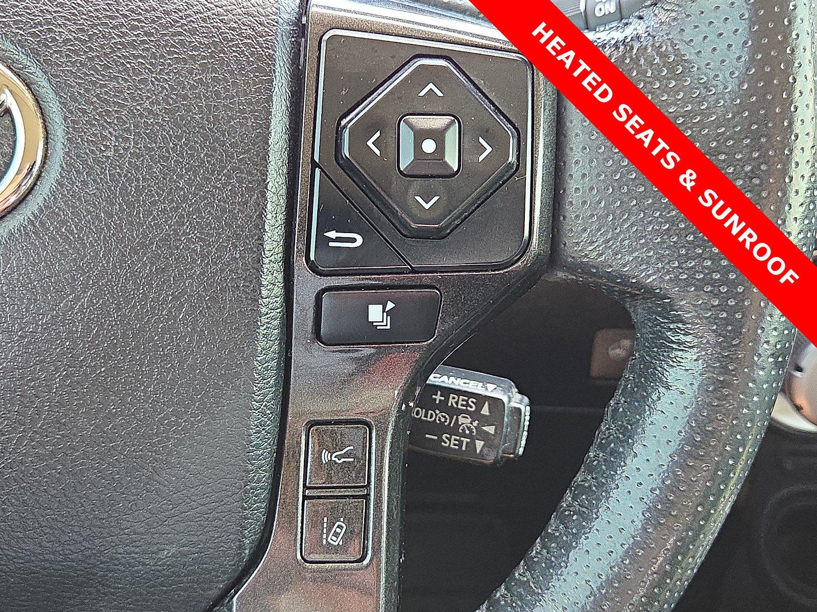 Used 2024 Toyota 4Runner TRD Off-Road Premium w/ Moonroof Package AWD/4WD image 22