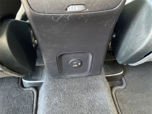 Used 2022 Ford Escape SE image 16