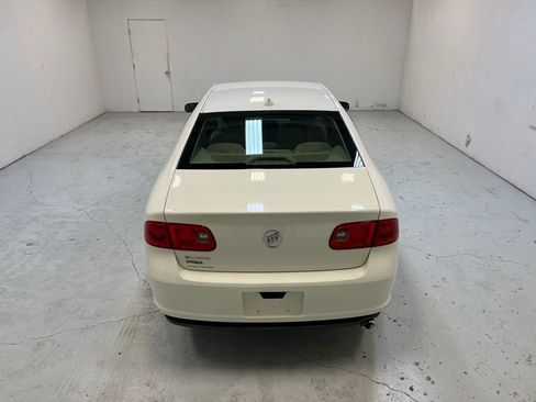 Used 2011 Buick Lucerne CX image 3