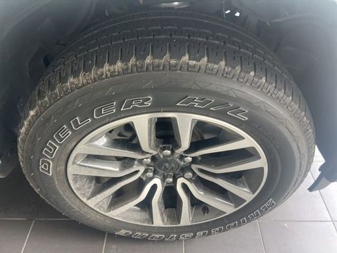 Used 2025 RAM 1500 Limited image 5