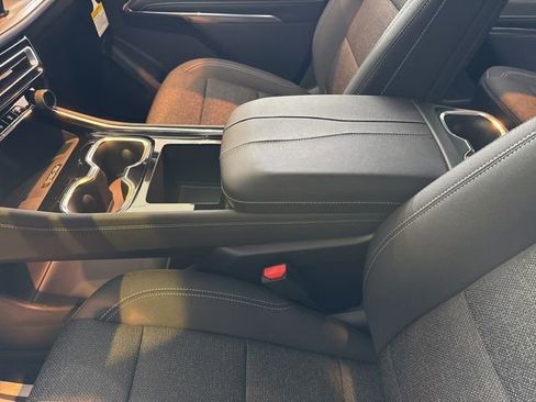 New 2026 Chevrolet Traverse LT w/ Sun and Wheel Package image 10