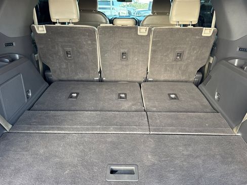 Used 2021 Ford Expedition Limited image 15