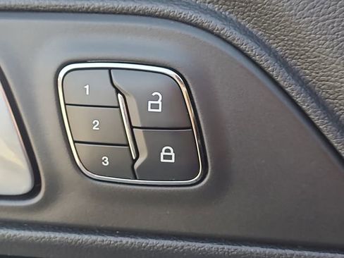 Used 2019 Ford Mustang Premium w/ Equipment Group 201A image 30