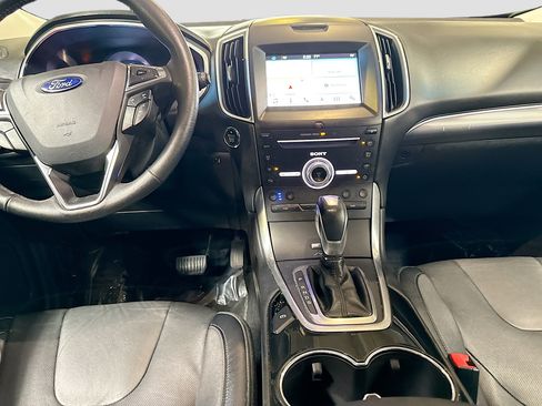 Used 2017 Ford Edge Titanium w/ Equipment Group 301A FWD image 19