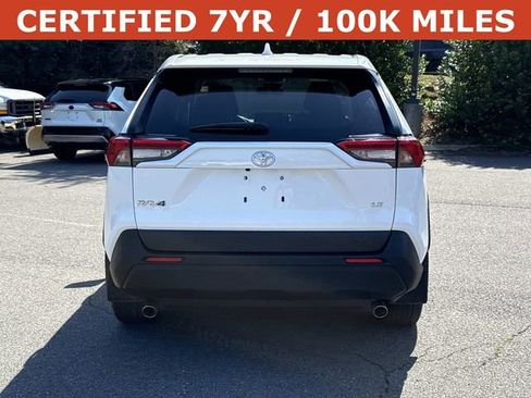 Used 2025 Toyota RAV4 LE FWD image 3