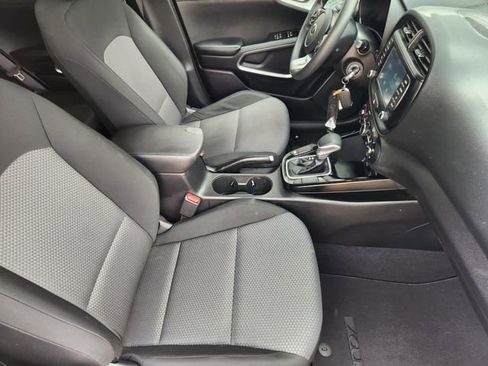 Used 2020 Kia Soul LX FWD image 14