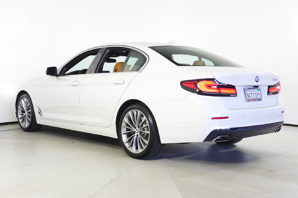 Certified 2023 BMW 530i w/ Convenience Package RWD image 9