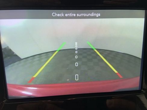 Used 2021 Jeep Compass Latitude image 12