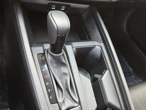 Certified 2025 Honda Accord SE image 17