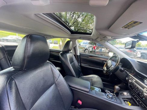 Used 2013 Lexus ES 350 w/ Luxury Pkg FWD image 10