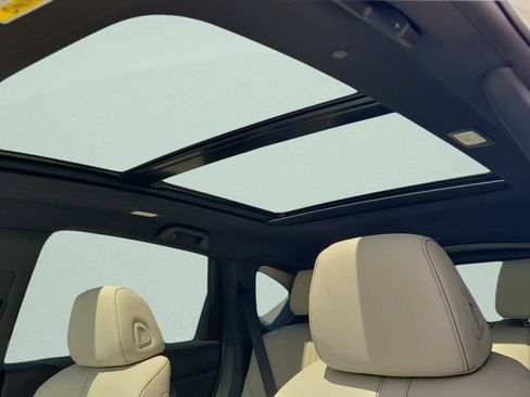New 2026 Acura RDX SH-AWD image 17