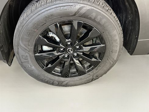 Used 2025 MAZDA CX-50 AWD 2.5 S w/ Premium Package image 11