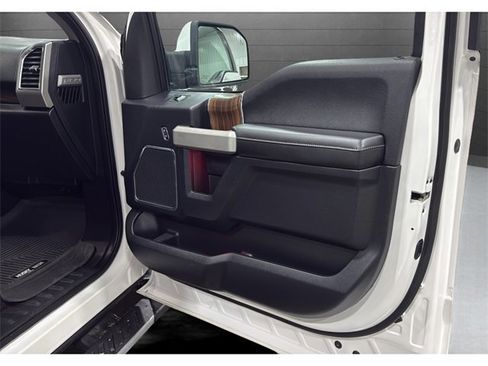 Used 2017 Ford F150 Lariat w/ Equipment Group 501A Mid image 33