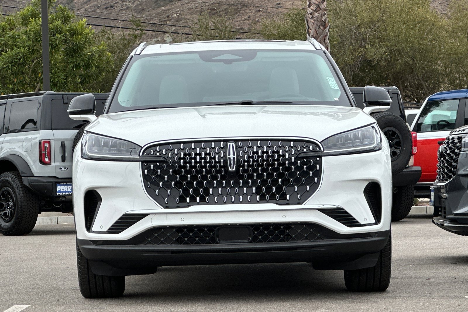 New 2026 Lincoln Aviator Reserve AWD/4WD image 8