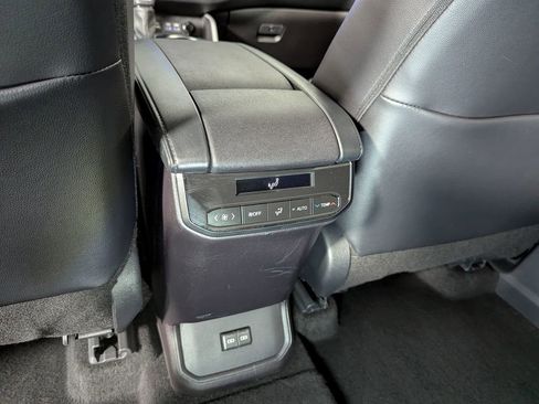 Certified 2025 Toyota Highlander XSE AWD/4WD image 48