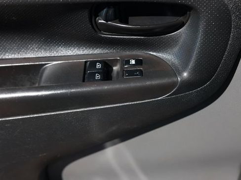 Used 2018 Nissan NV200 S image 47