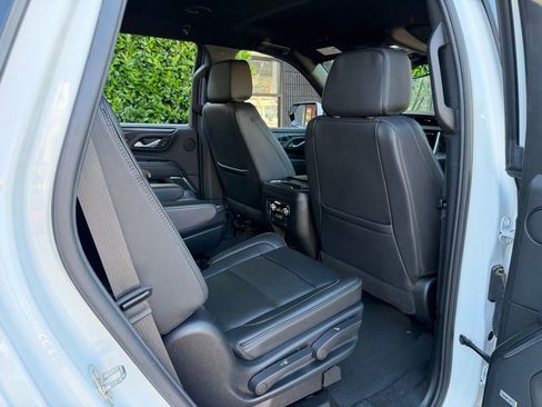 Used 2023 GMC Yukon Denali AWD/4WD image 40