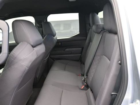 Used 2025 Toyota Tacoma SR image 22