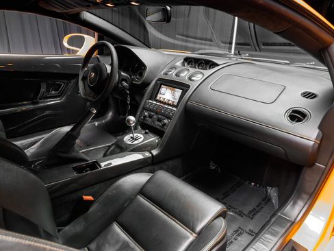 Used 2005 Lamborghini Gallardo AWD/4WD image 39