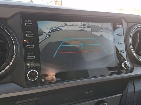 Used 2020 Toyota Tacoma TRD Sport image 22