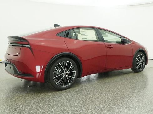 New 2026 Toyota Prius XLE image 25