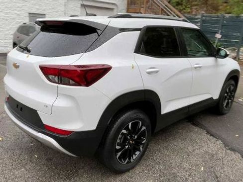 Certified 2023 Chevrolet TrailBlazer LT w/ Convenience Package FWD image 8